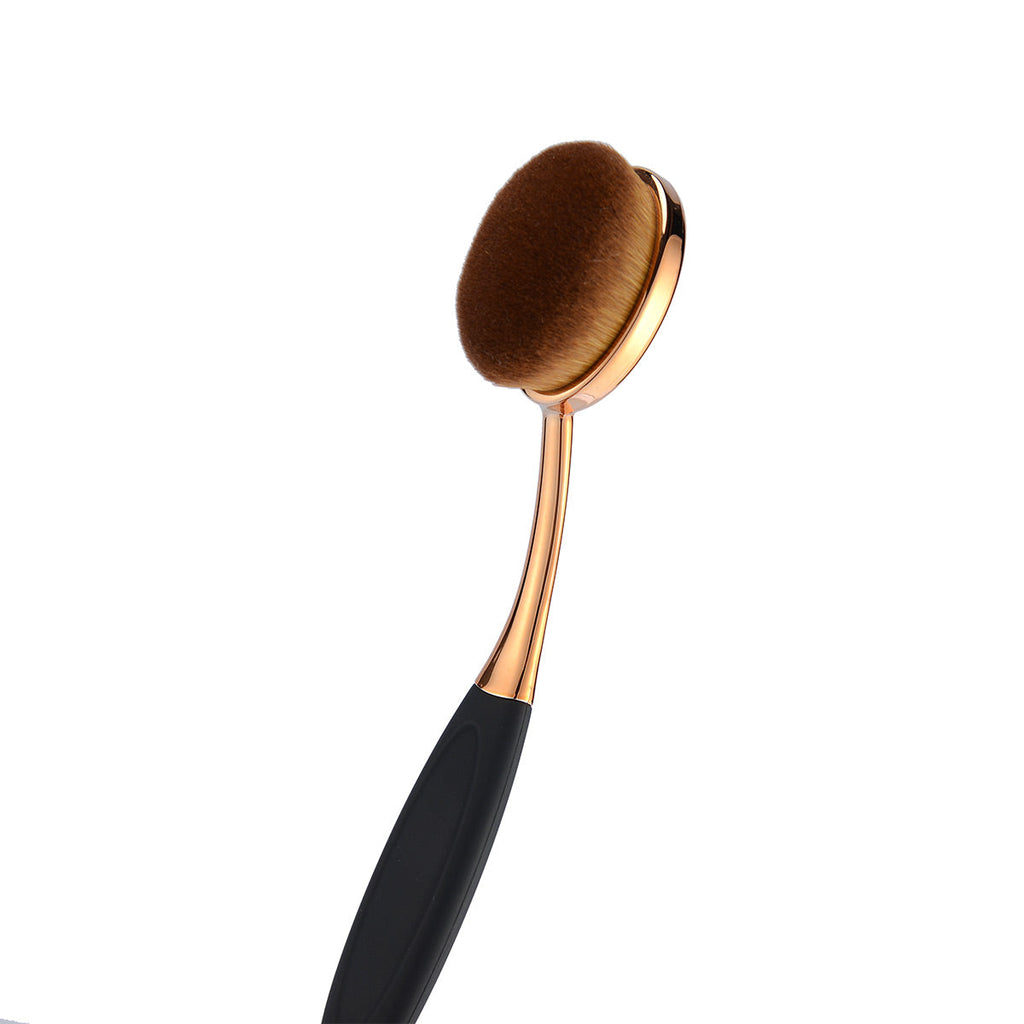 Oval Foundation Brush